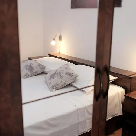 Tone Apartment Trogir